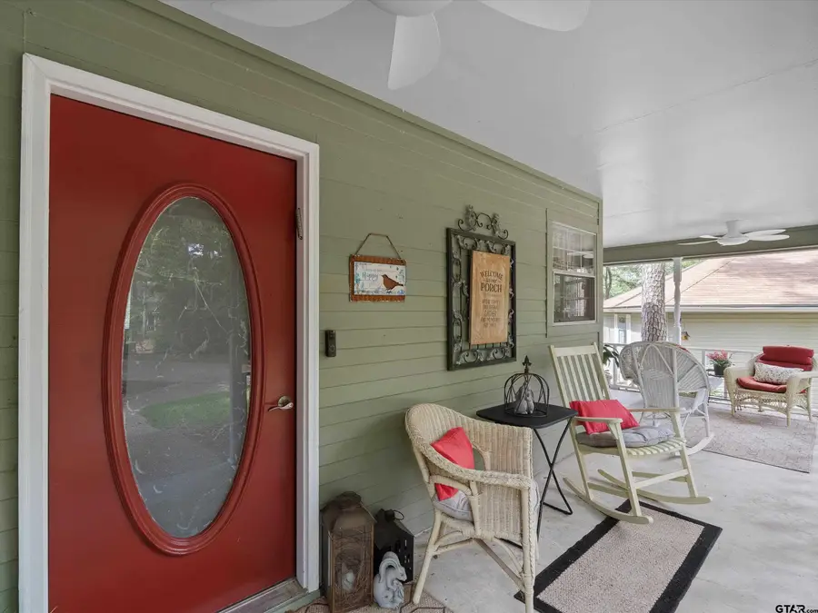 184 Shiprock Path, Holly Lake Ranch, TX 75765 - Image #2