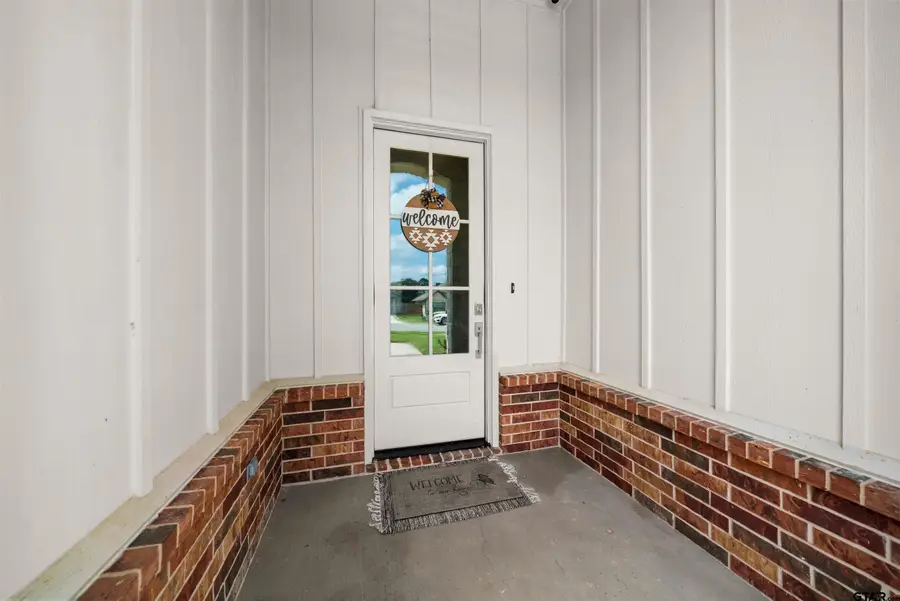 409 Meadow Lane, Chandler, TX 75758 - Image #3