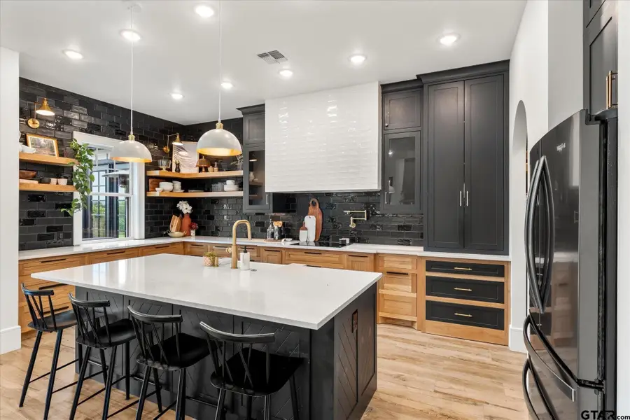 239 Nelson, Sulphur Springs, TX 75482 - Image #2