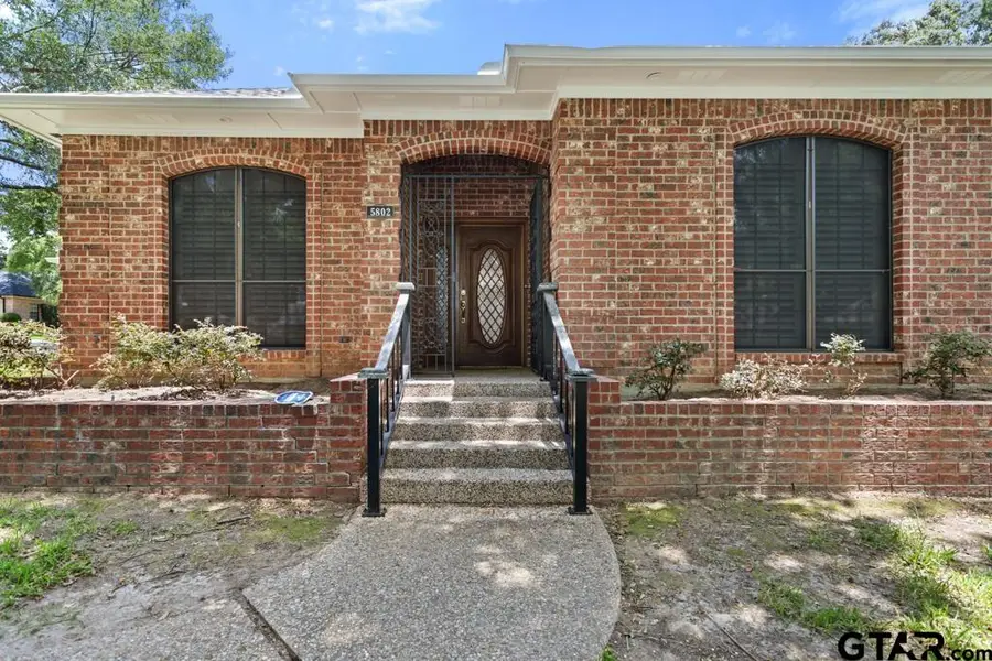 5802 Briar Creek Dr, Tyler, TX 75703 - Image #2