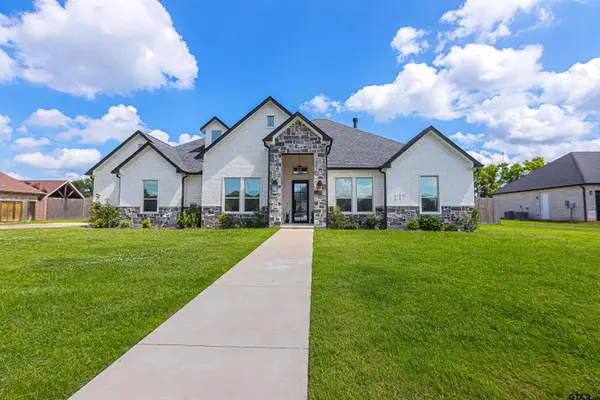 217 DEVONSHIRE, Mt Pleasant, TX 75455