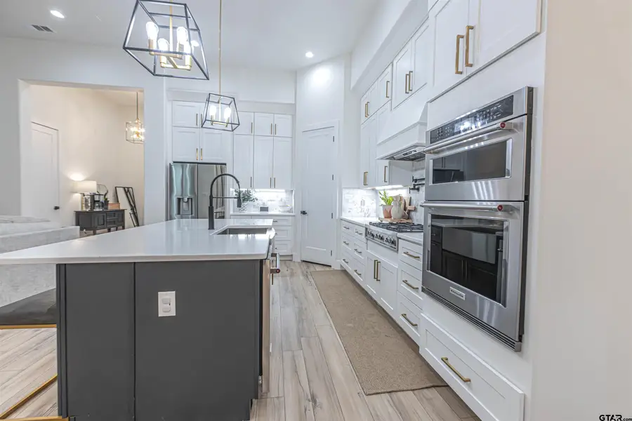 217 DEVONSHIRE, Mount Pleasant, TX 75455 - Image #3