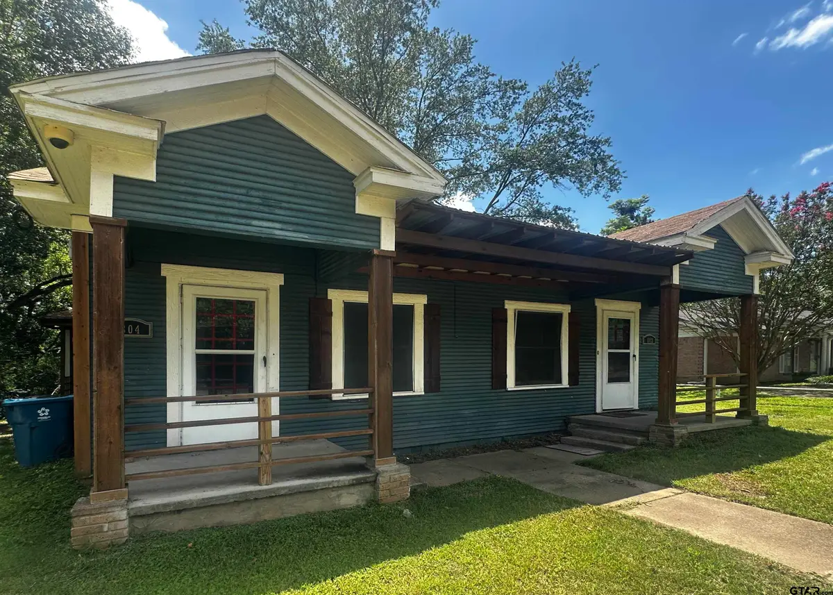802 and 804 N Main Street, Winnsboro, TX 75494 - #1