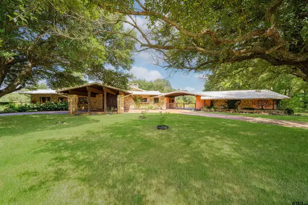 465 CR 3330, Omaha, TX 75571