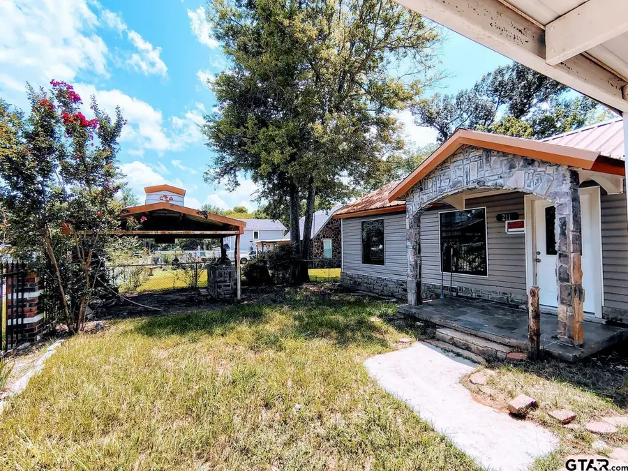 211 Watkins, Longview, TX 75604 - #3