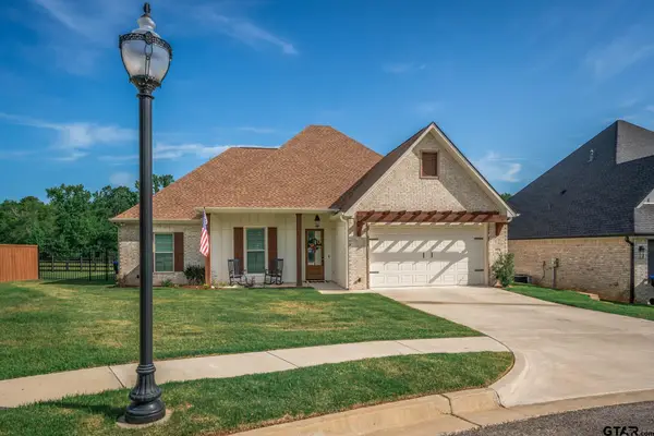 4523 Lone Oak LN, Longview, TX 75605