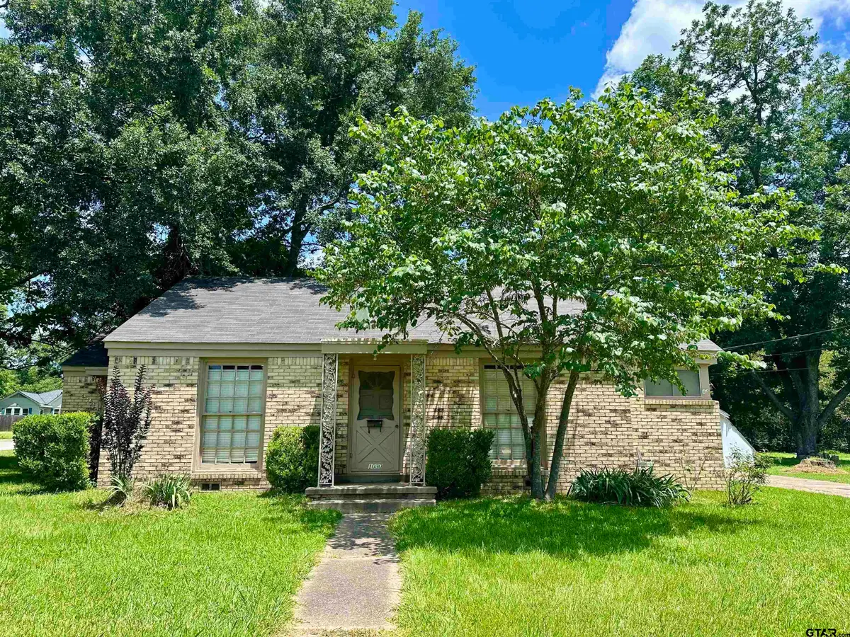 1030 W Kuykendall, Grand Saline, TX 75140 - Image #1