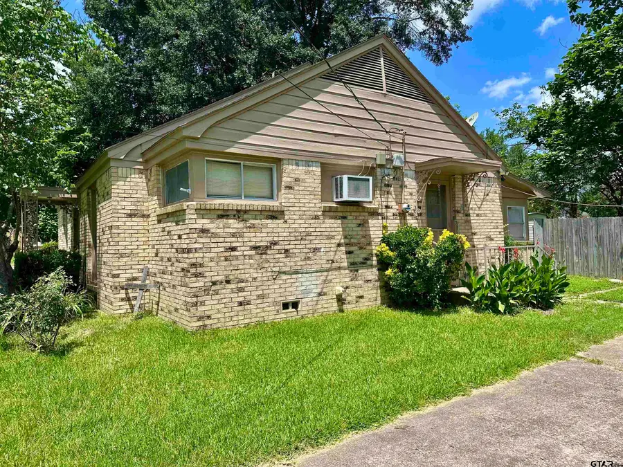 1030 W Kuykendall, Grand Saline, TX 75140 - Image #3