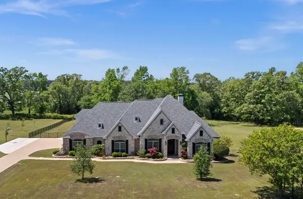 21882 Syrah Ln, Tyler, TX 75703