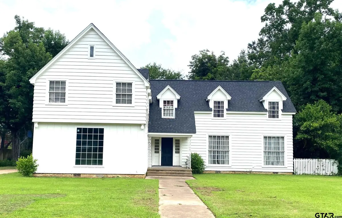 627 El Paso, Jacksonville, TX 75766 - Image #1