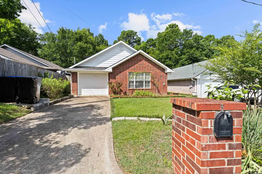 3631 Andrea St, Longview, TX 75604 - #2