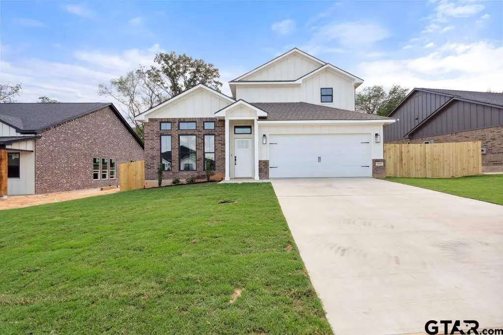 16330 Crossing Circle, Lindale, TX 75771 - Image #1