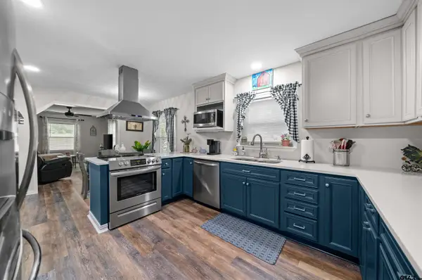 118 W Carolina Street, Palestine, TX 75801