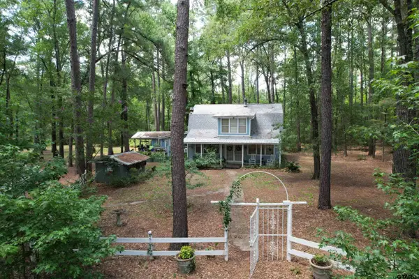 1080 CR 4020, Crockett, TX 75835