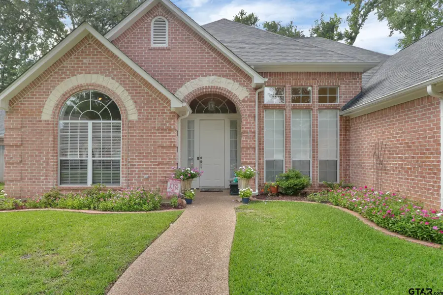 1212 Parkview DR, Tyler, TX 75703 - #2