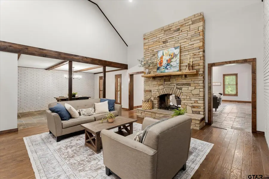 701 Fleming Drive, Mount Pleasant, TX 75455 - Image #2