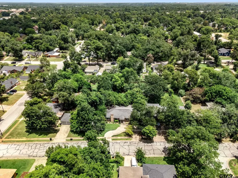 2026 S Wall Avenue, Tyler, TX 75701 - #3