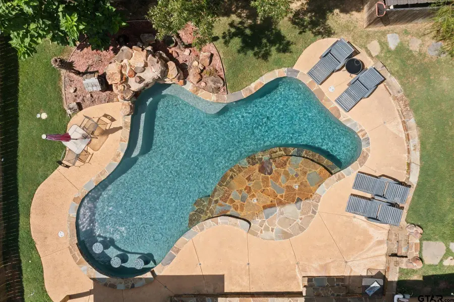 1513 N Whatley, White Oak, TX 75693 - Image #3