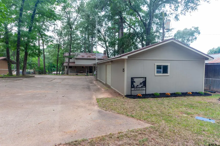 115 Lago Vista Ln, Jacksonville, TX 75766 - Image #3