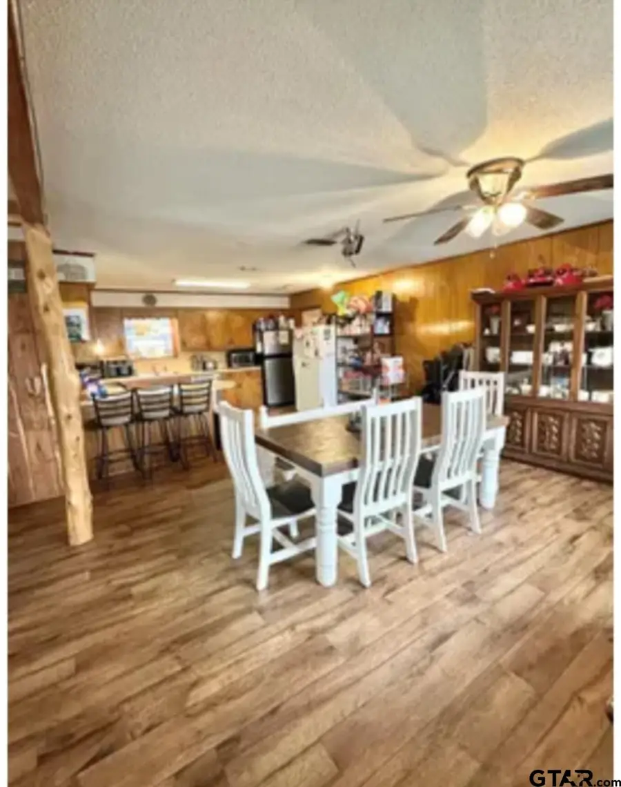 1003 West Point Tap Rd, Palestine, TX 75803 - Image #3