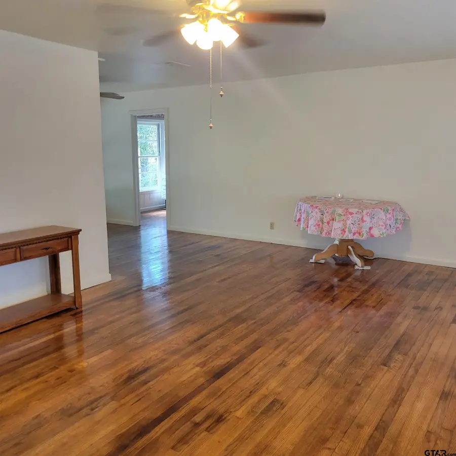 1515 E 6th Street, Tyler, TX 75701 - Image #2