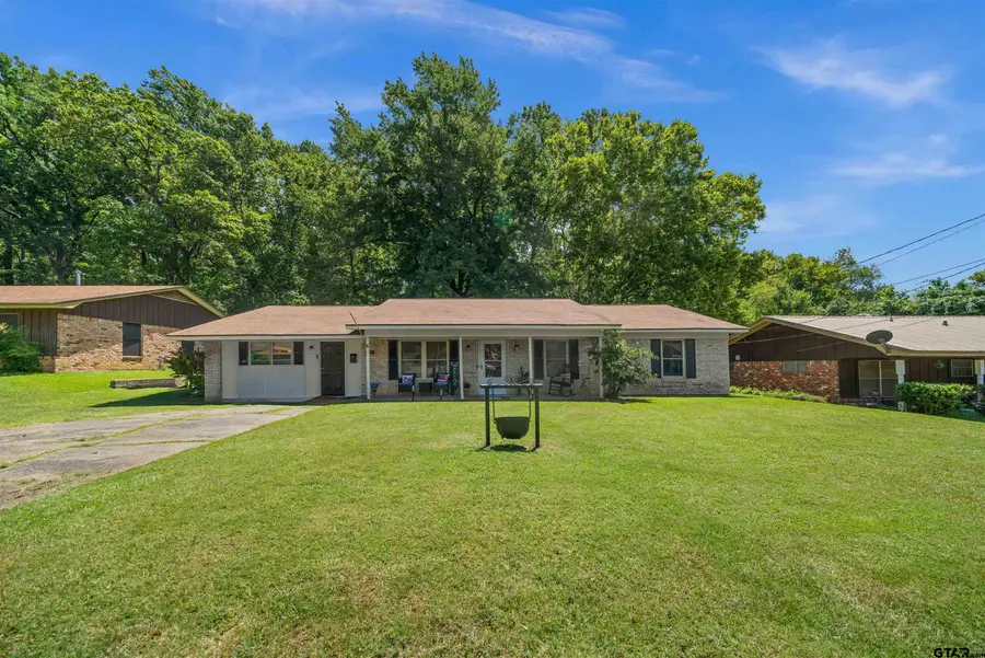 221 N Dayton St, Tyler, TX 75702 - Image #2