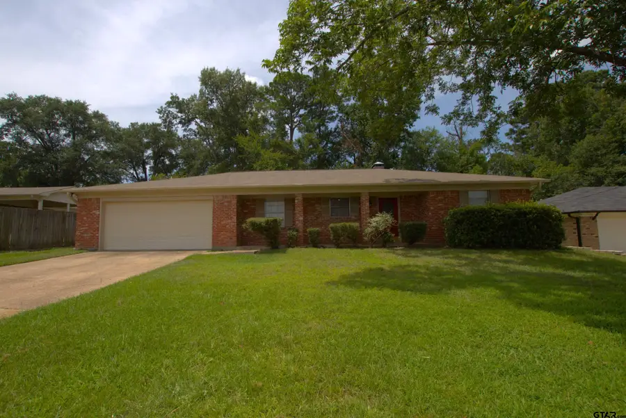 7415 Hollyoak Dr, Tyler, TX 75703 - Image #2