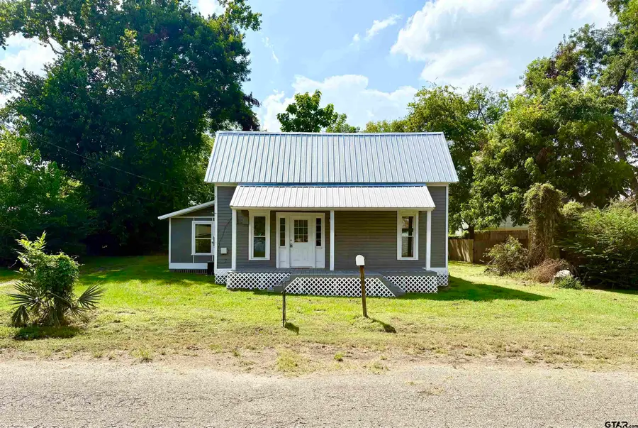206 LIVE OAK, Winnsboro, TX 75494 - Image #3