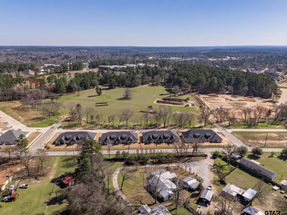 2408 Flint River Rd, Tyler, TX 75703 - Image #1