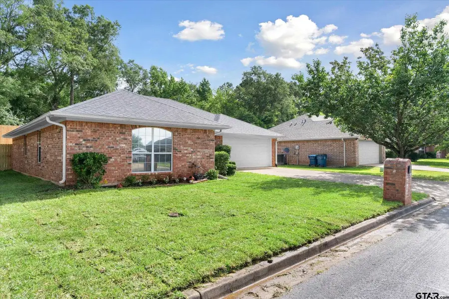 222 Amanda Court, Whitehouse, TX 75791 - Image #2