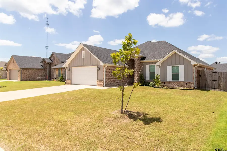 227 Amanda Ave, Bullard, TX 75757 - Image #3