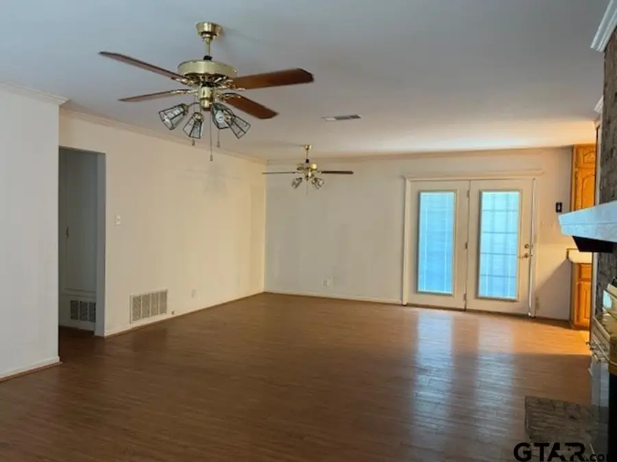 219 POWELL, Tyler, TX 75703 - Image #3