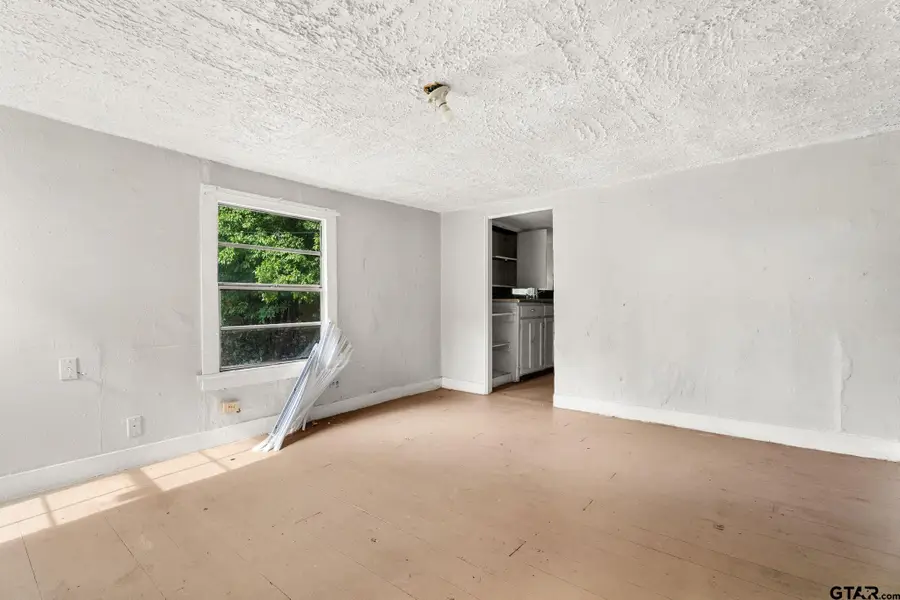 1501 Moore Ave, Tyler, TX 75702 - Image #3