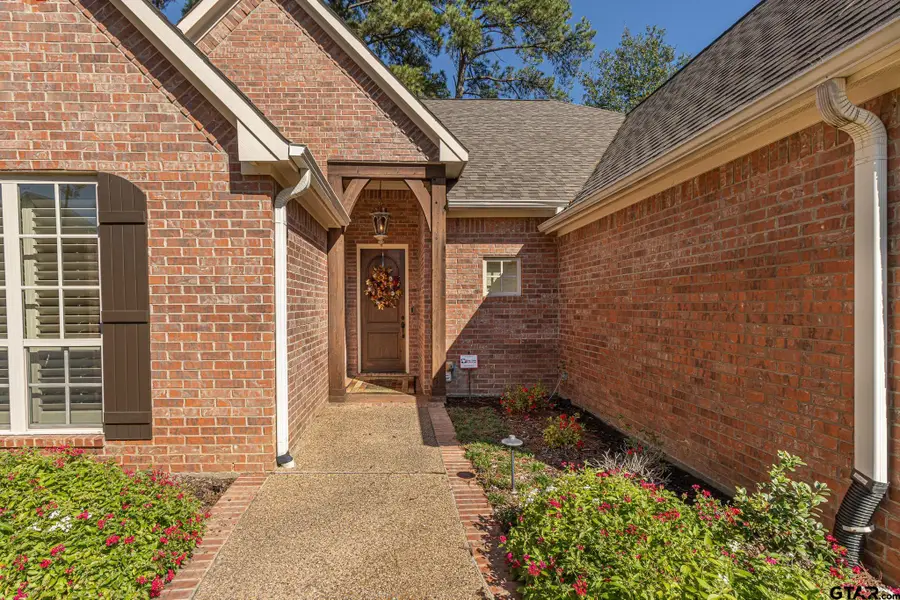 789 Fairmont Dr, Tyler, TX 75701 - Image #3