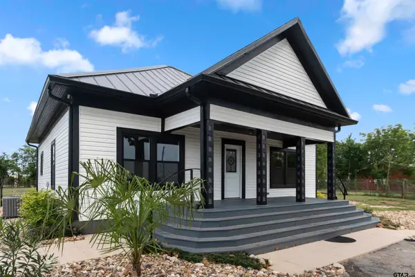 809 S Houston, Bullard, TX 75757