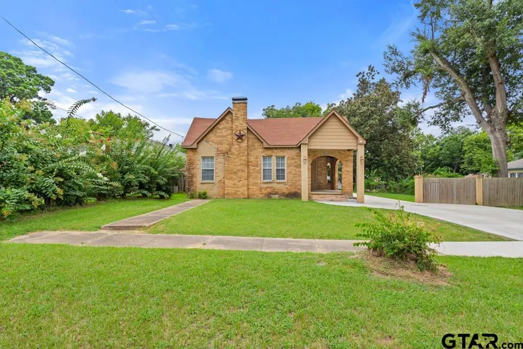 1704 E Houston St, Tyler, TX 75702 - Image #1