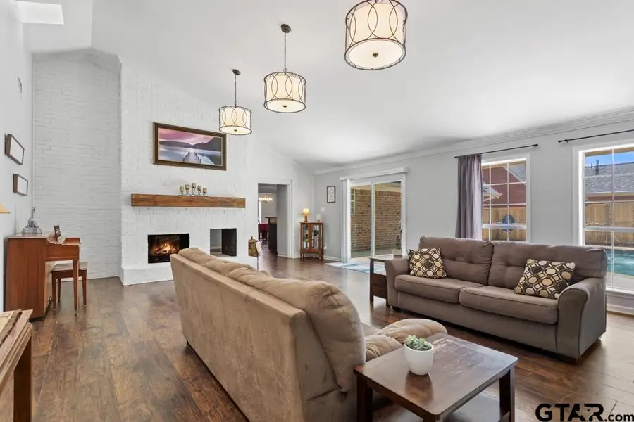 3235 Curtis Drive, Tyler, TX 75701 - Image #3