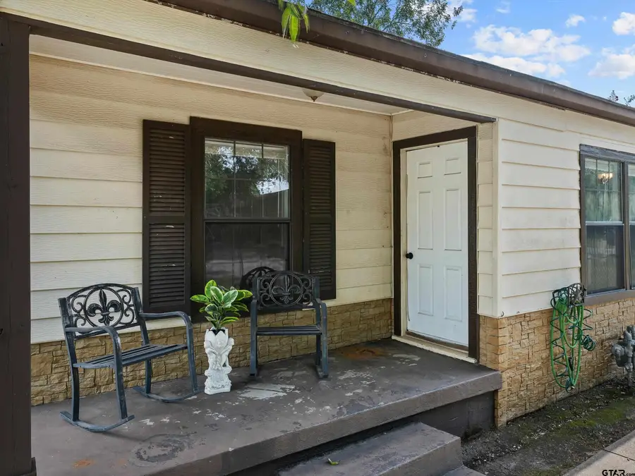 1414 Park Ln, Kilgore, TX 75662 - Image #2