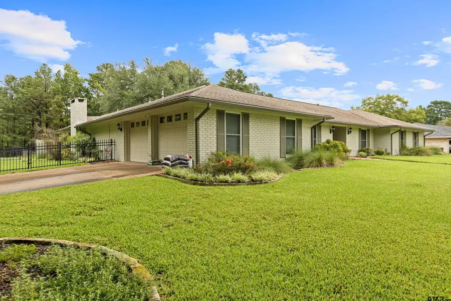 1610 PINECREST DR, Gilmer, TX 75644 - Image #2