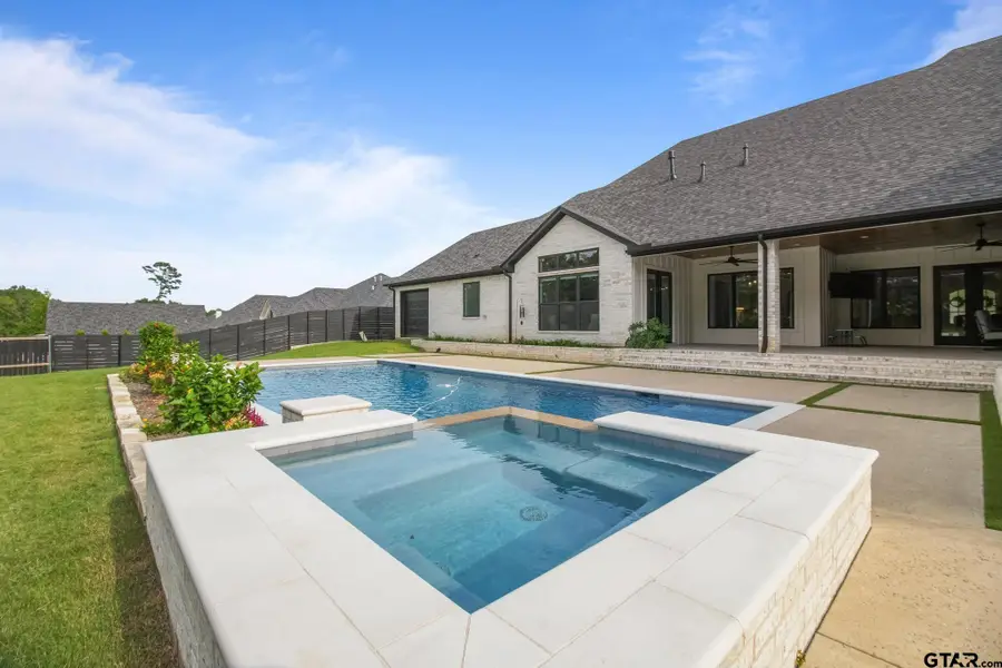 1533 Stafford Drive, Tyler, TX 75703 - Image #2