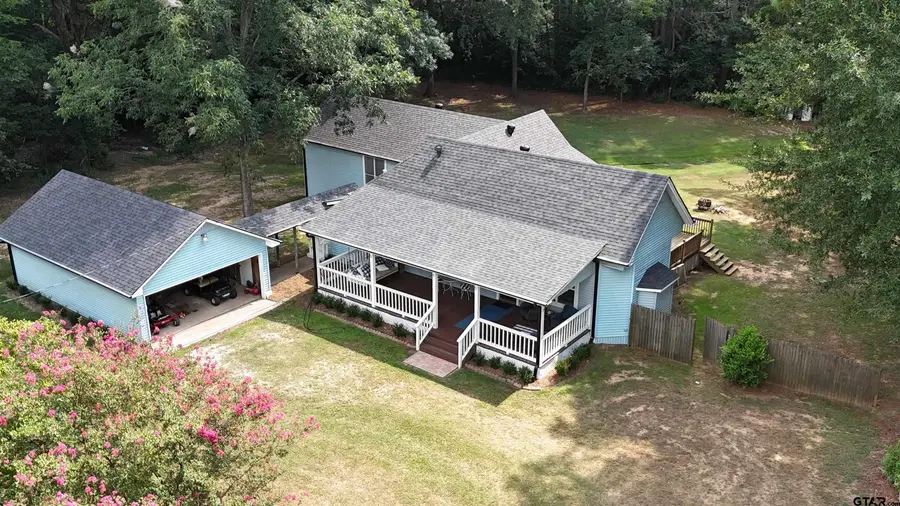 2217 Bass Hollow Circle, Jacksonville, TX 75766 - Image #2