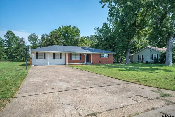 200 W Kansas, Van, TX 75790