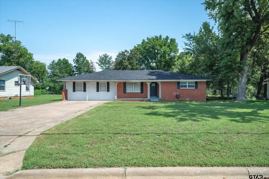 200 W Kansas, Van, TX 75790 - #3