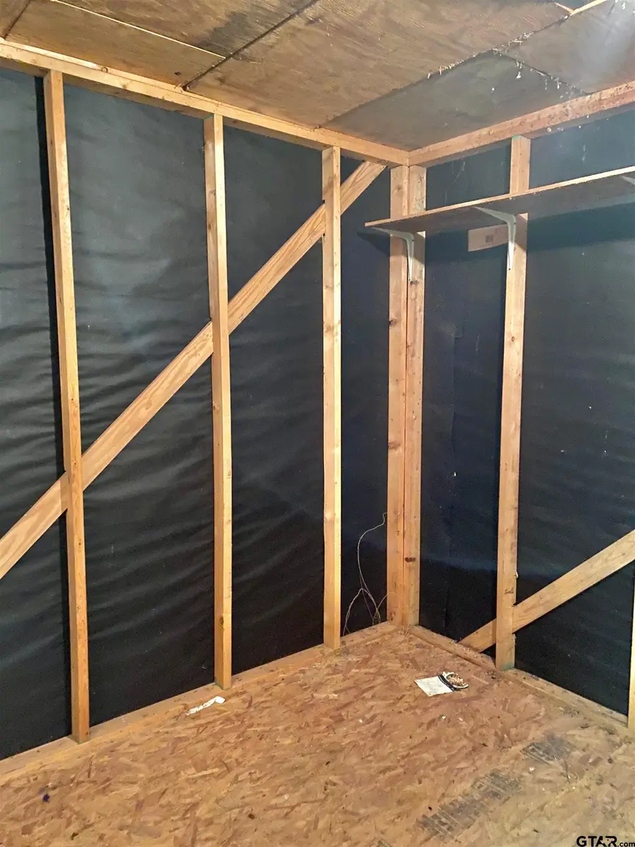 415 Holbrook Street, Mount Vernon, TX 75457 - Image #3