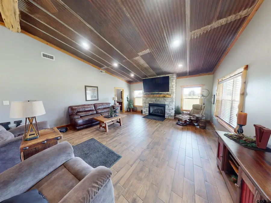 313 CR 4617, Troup, TX 75789 - Image #3