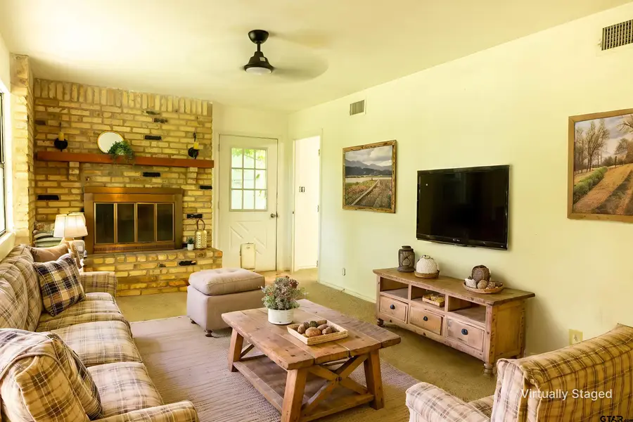 4892 Woodcastle Dr., Chandler, TX 75758 - Image #2