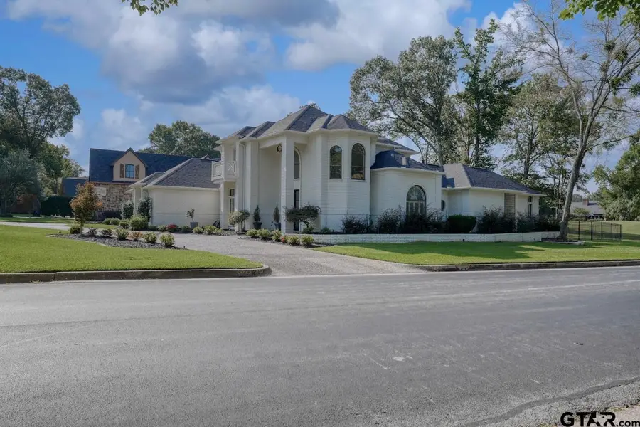 1710 Brandywine Dr, Tyler, TX 75703 - Image #2