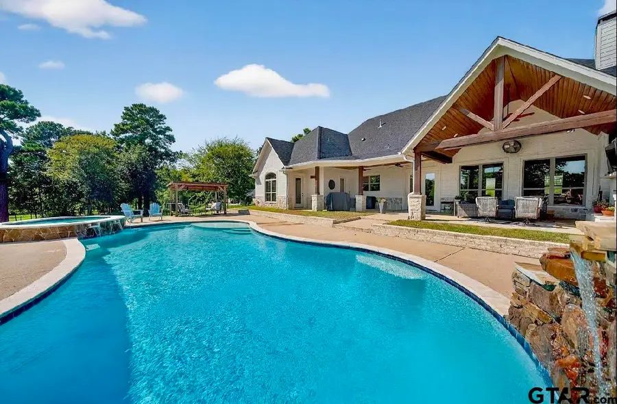 11855 County Road 1169, Tyler, TX 75703 - Image #2