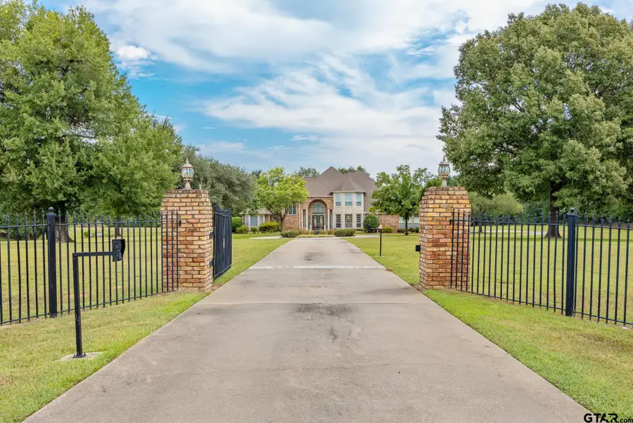 1545 SE FM 2419, Palestine, TX 75801 - Image #2