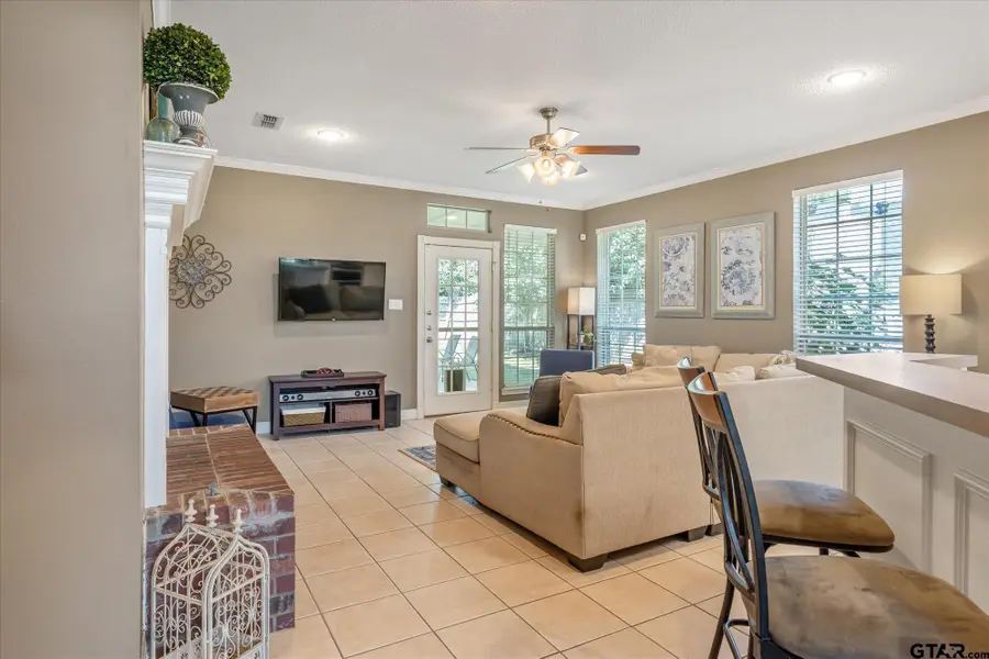 11810 Acadia Dr, Tyler, TX 75703 - Image #3